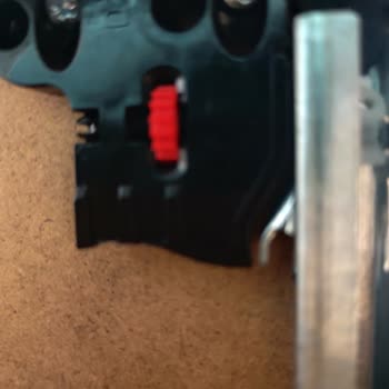 Bellona TV Sehpasında Kalite Sorunu