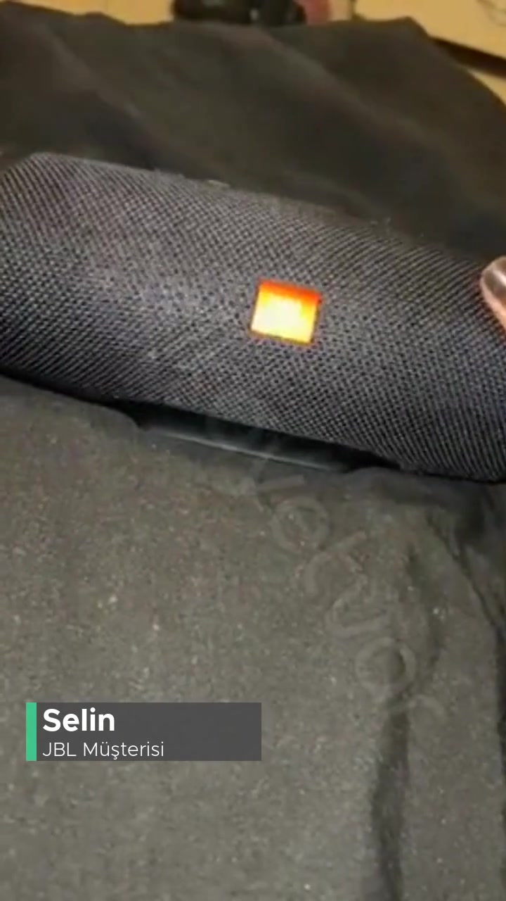 JBL Hoparlör Kendi Kendine Açılıp Kapanıyor! videonun kapak resmi