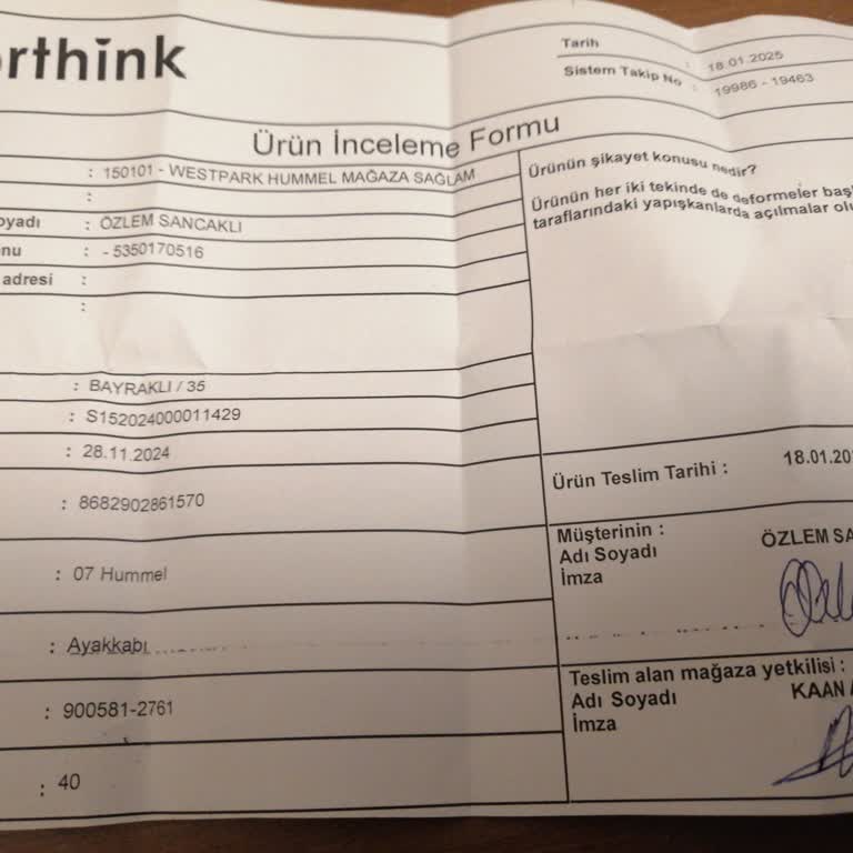 Hummel Ayakkabı Deformasyonu Ve Mağaza İlgisizliği