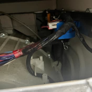 Samsung Çamaşır Makinesi Kıvılcımlar Ve Yanık Koku Sorunu