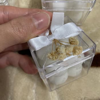 Kırık Mum Kutuları Ve İletişim Sorunu