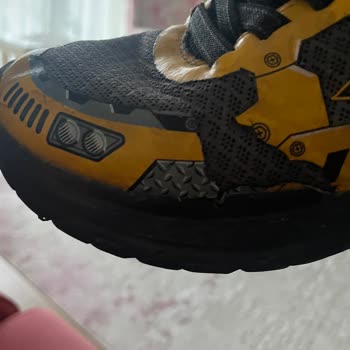 Skechers Ayakkabı 1 Ayda Deforme Oldu