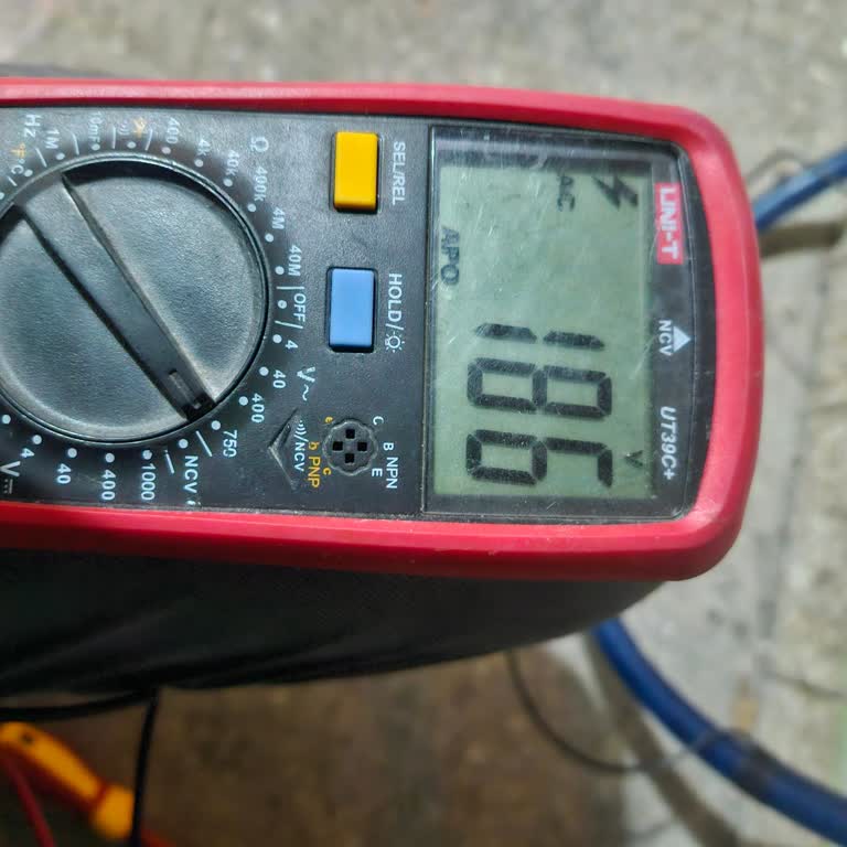 8 Aydır Çözülemeyen Voltaj Sorunu