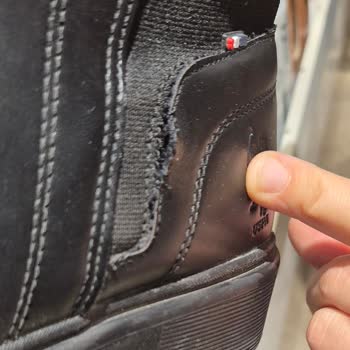 USPA Botların Dikişleri 2.5 Ayda Açıldı Güven Sarsıldı