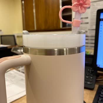 Stanley Termosum Çizik Ve Kapağı Kapanmıyor