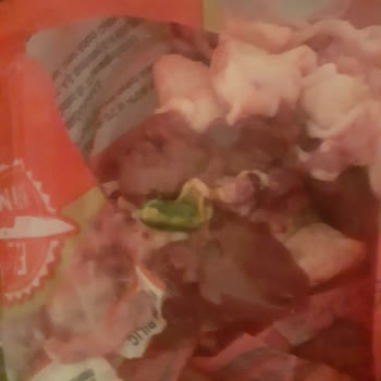 Tazem Tavuk'ta Temizlik Skandalı