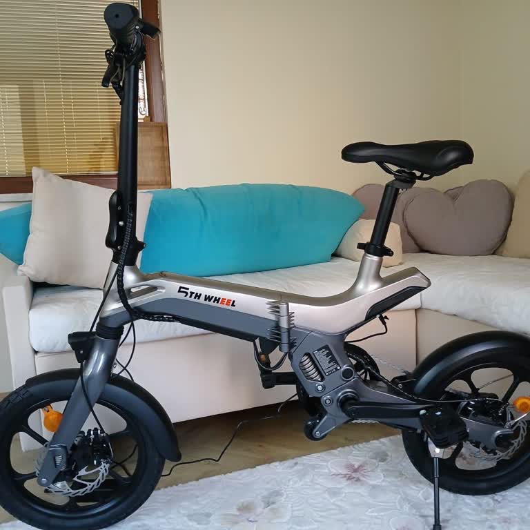 Eksik Aparatla Gelen Elektrikli Bisiklet Hayal Kırıklığı