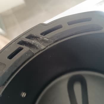 Kumtel Airfryer'ın Plastik Aksamındaki Sorun Kullanımı Engelliyor