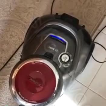 Bosch Serie6 Süpürge Çalışırken Kendiliğinden Duruyor!