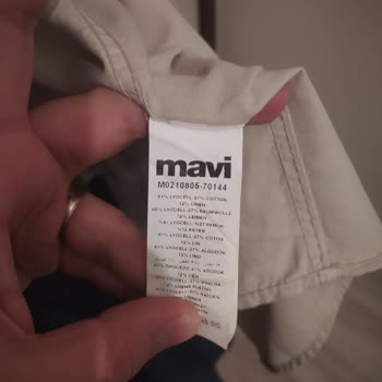 Mavi Gömleklerin Kırışıklık Sorunu