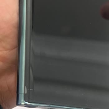 Kırık Ve Kirli Telefon Teslimatı