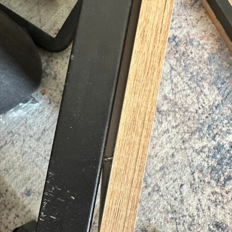 Kırık Ve Kalitesiz Sehpa İçin Destek Alamıyorum