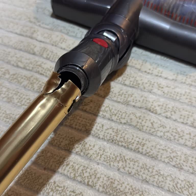 Dyson Süpürge Borusu Kırıldı Ve Yedek Parça Sorunu