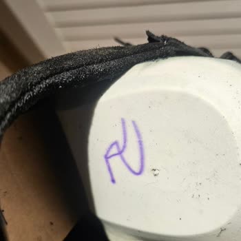 Valmenti Ayakkabıda Güvenlik Sorunu Ve İlgisizlik