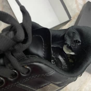 Elle Mağazasının Ayakkabı Kalitesi Ve Müşteri Hizmetleri Hayal Kırıklığı