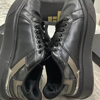 Elle Mağazasının Ayakkabı Kalitesi Ve Müşteri Hizmetleri Hayal Kırıklığı