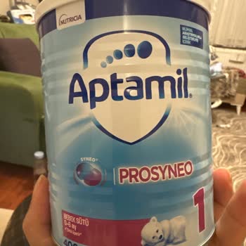 Bebek Mamasının Renk Değiştiren Etkisi Ve Kusma Sorunu