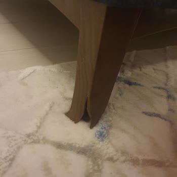 Kelebek Mobilya'nın Kalitesiz Kanepe Ayakları