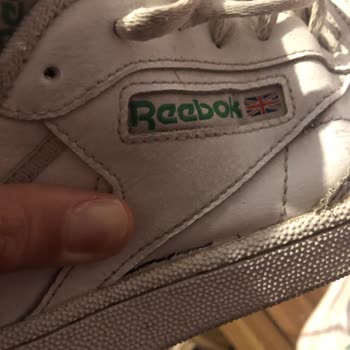 Reebok Ayakkabılarında Tekrarlayan Yırtılma Sorunu