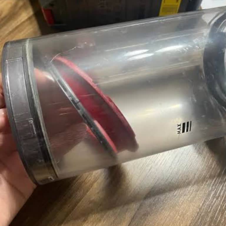 Dyson V15 Süpürge: Beklenmedik Parça Deformasyonu