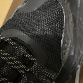 Skechers Ve Tommy Hilfiger Ürünlerinde Kalıcı Lekeler