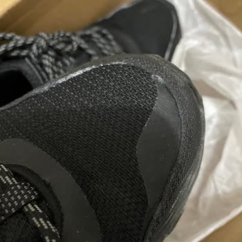Skechers Ve Tommy Hilfiger Ürünlerinde Kalıcı Lekeler