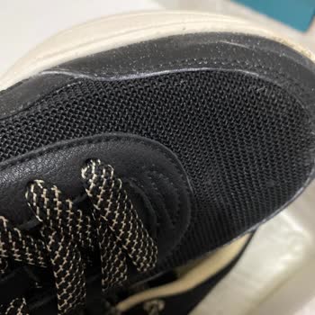 Skechers Ve Tommy Hilfiger Ürünlerinde Kalıcı Lekeler
