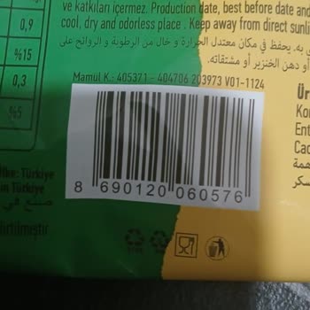 Torku Bisküvi İçinden Plastik Parçası Çıktı!