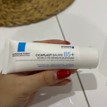 La Roche - Posay Sahte Cica Krem Yüzümü Yaktı