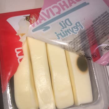 Taze Görünen Peynirin Küflü Çıkması Hayal Kırıklığı Yarattı