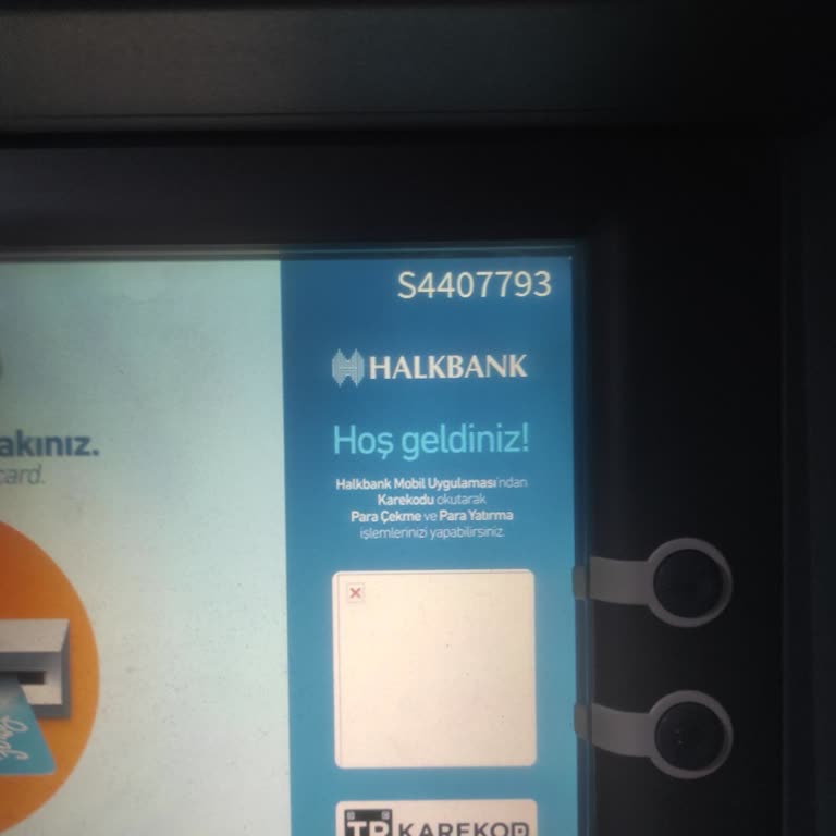 Halkbank ATM'si Paramı Yuttu: Çözüm Bekliyorum!
