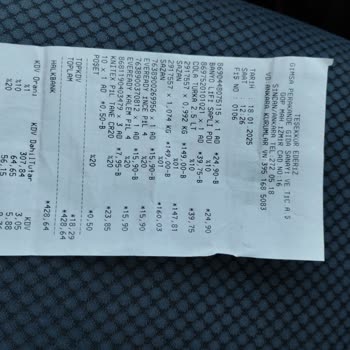 Bozuk Balık Ve İlgisiz Mağaza: Sağlık Ve Maddi Kayıp