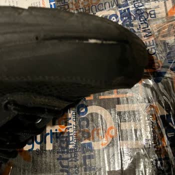 Skechers Botlarımda Şok Edici Deformasyon