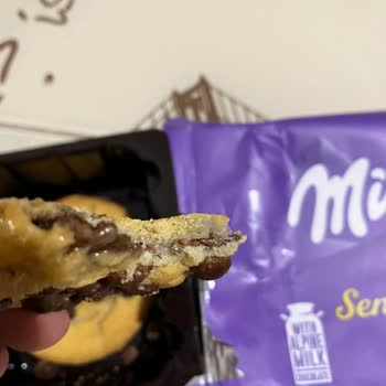Milka Çikolata İçinden Naylon Poşet Çıktı!