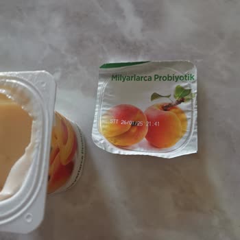 Taze Tarihli Activia Yoğurt Küflenme Sorunu