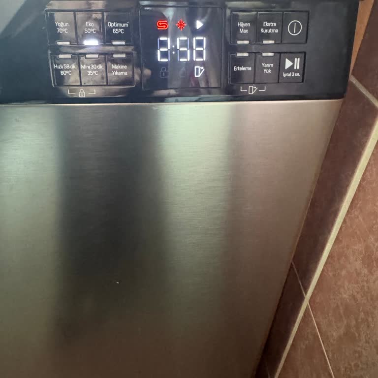 Yeni Makinede Anlam Verilemeyen Işık Sorunu