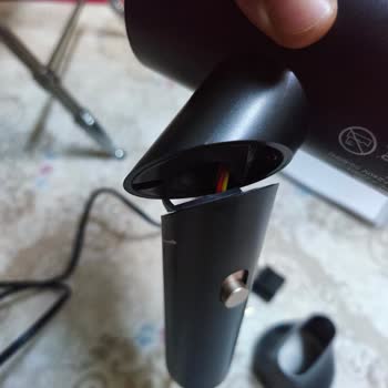 Uçuşta Parçalanan Bagaj Ve Maddi Zarar