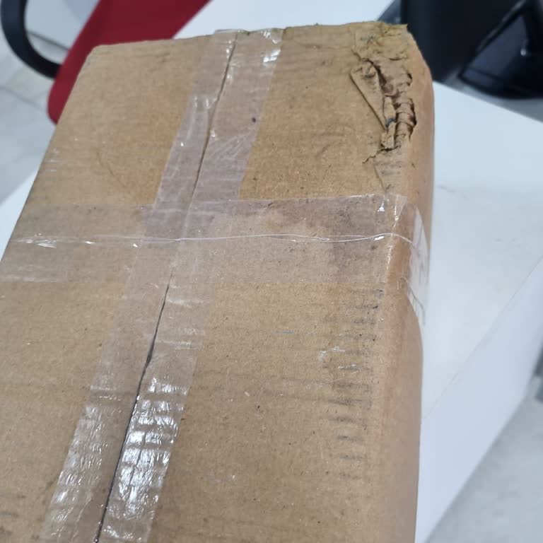 Aras Kargo İle Yaşanan Teslimat Ve Hasar Sorunu