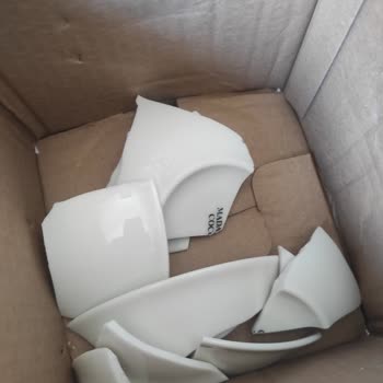 Madame Coco'dan Kırık Ürün Ve Ulaşılamayan Destek