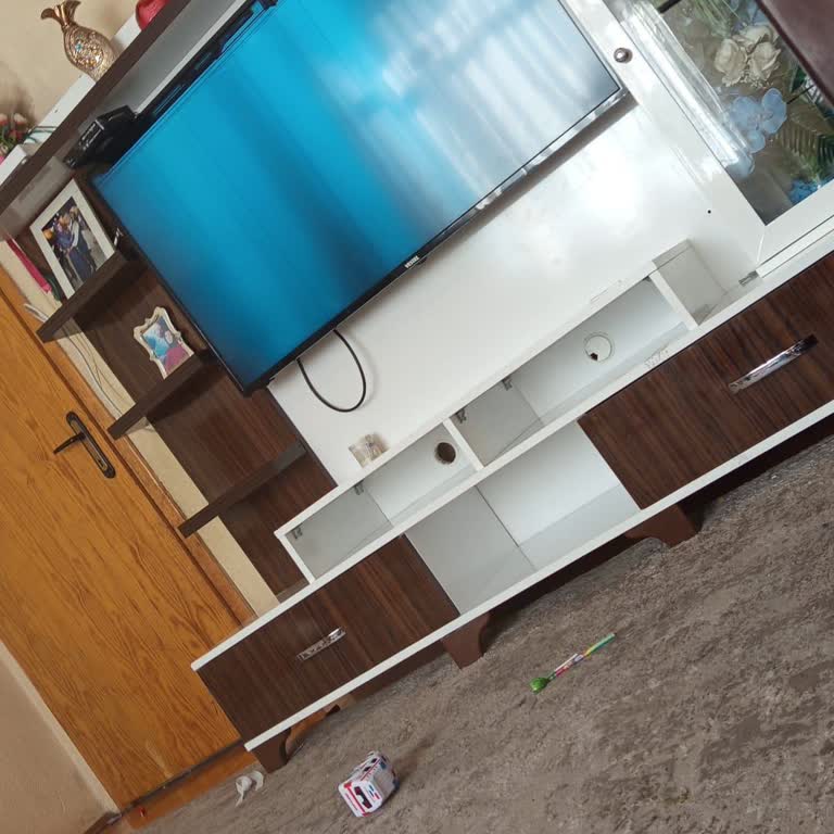 Vestel TV'de Beklenmedik Ekran Sorunu Ve Servis Deneyimi