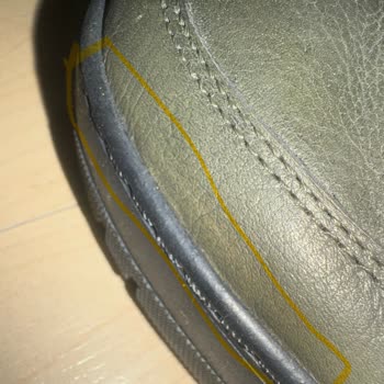 Elle Ayakkabılarda Renk Solması Sorunu