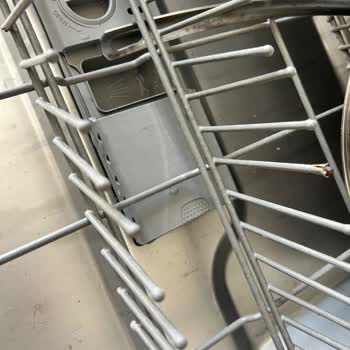 Teka Bulaşık Makinesi: Paslanma Ve Yüksek Servis Ücretleri