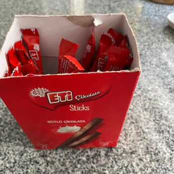 Eti Sticks Çikolatalarında Fabrika Hatası