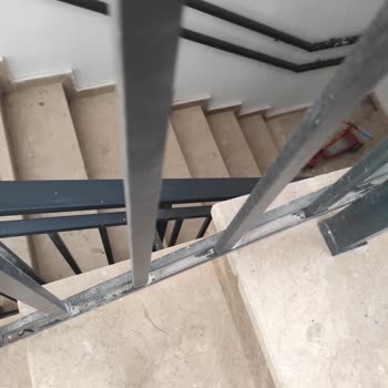 Yönetim İlgisizliği Ve Hizmet Eksiklikleri