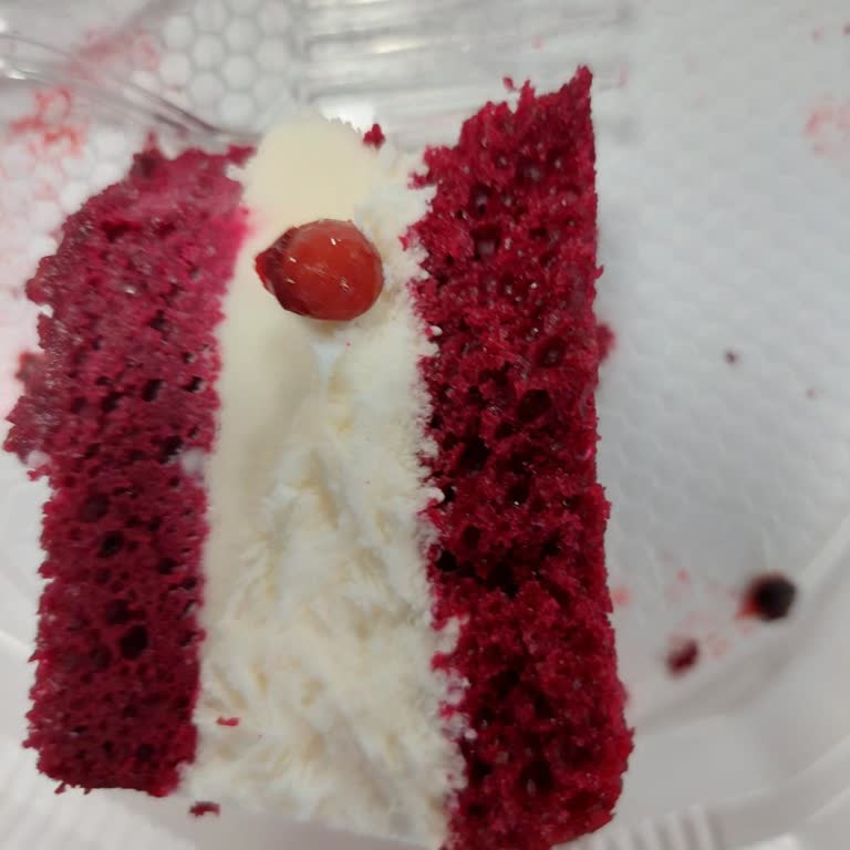 File Market Muzlu Köstebek Ve Orman Meyveli Red Velvet Hüsranı!