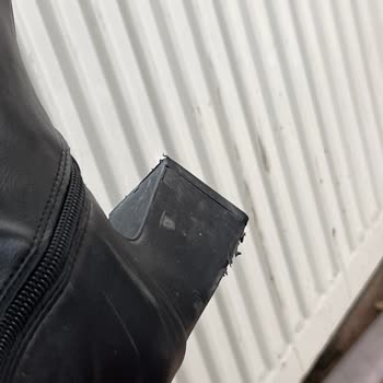 Bershka Botlarımın Hızla Eskimesi