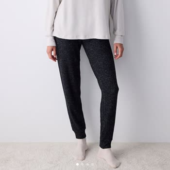 Penti Termal Pijamalar: Toz Ve Tüy Sorunu