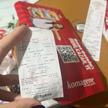 Komagene Mehterçeşme'de Hijyen Skandalı: Böcekli Kıvırcıklar
