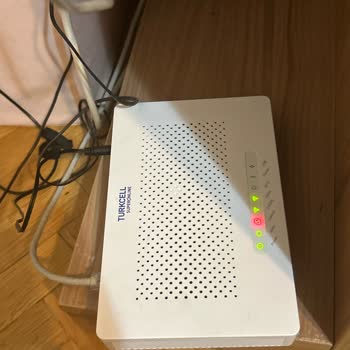 Sürekli İnternet Kesintileri Ve Yetersiz Hizmet