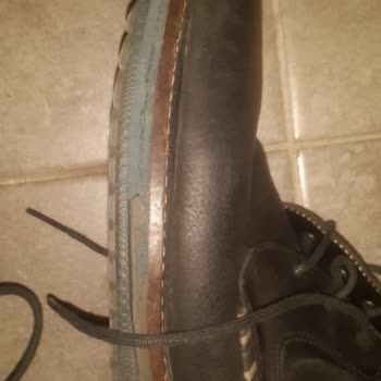 Ecco Ayakkabılarının Taban Sorunu Ve Yetersiz Destek